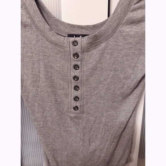 Lulus Simply the Best Heather Grey Long Sleeve Button-Front Bodysuit Size M - Picture 6 of 14